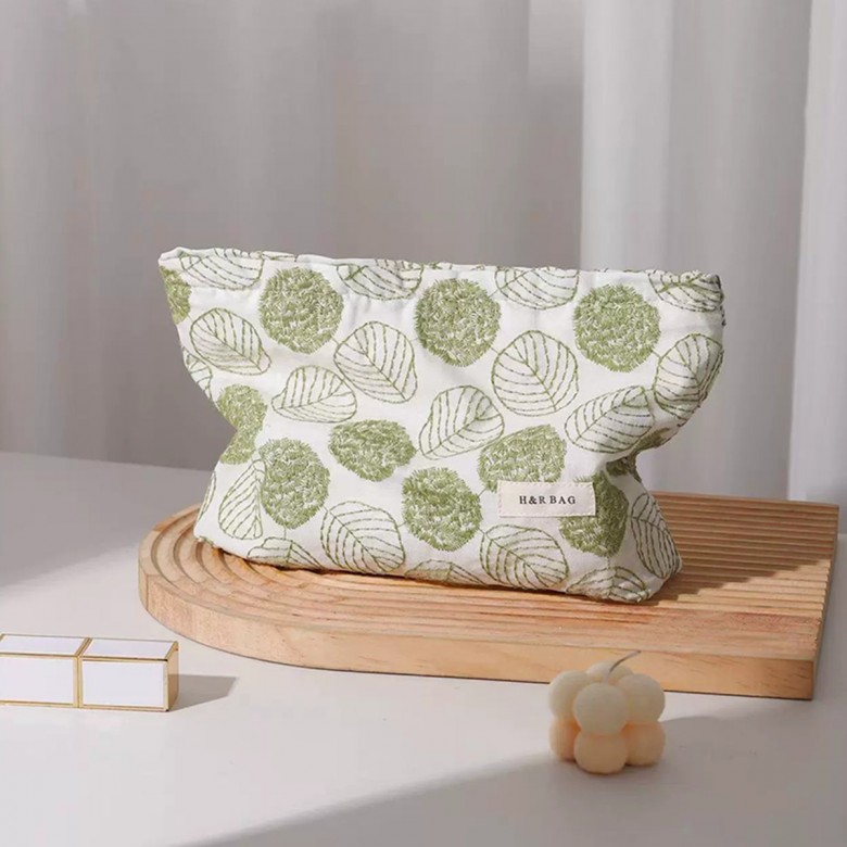 Fresh Cotton Linen Embroidered Makeup Pouch Fresh Cotton Linen Embroidered Makeup Pouch
