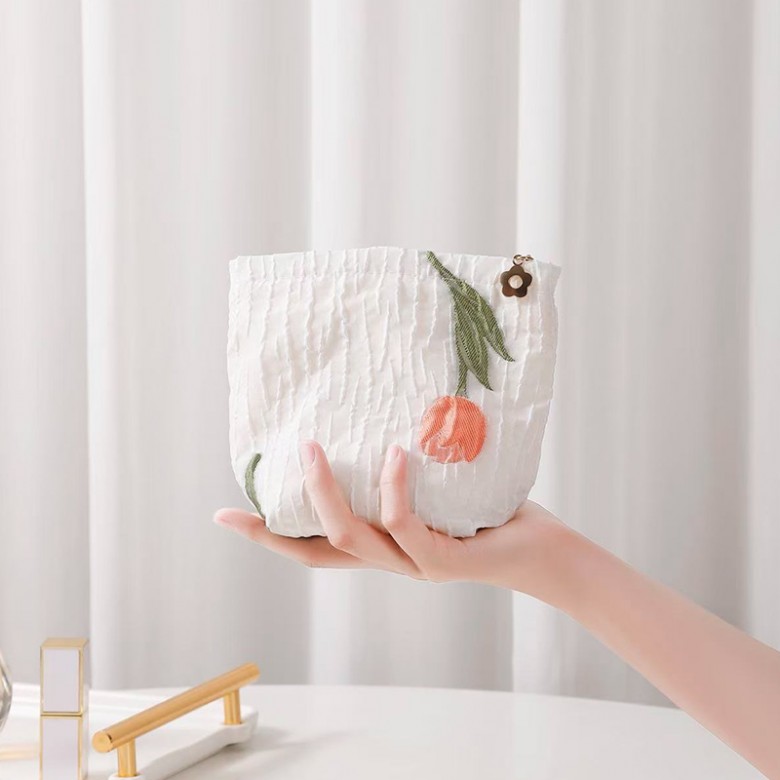 Organic Cotton Tulip Makeup Pouch Organic Cotton Tulip Makeup Pouch