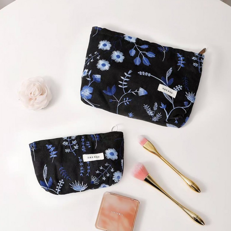 Handmade Embroidered Cosmetic Bag Set 2PCS Handmade Embroidered Cosmetic Bag Set 2PCS