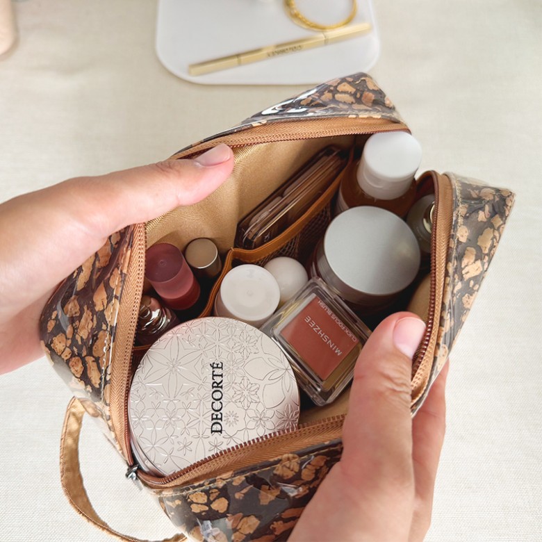 Eco-Friendly Biodegradable Coffee Grounds Makeup Bag Eco-Friendly Biodegradable Coffee Grounds Makeup Bag
