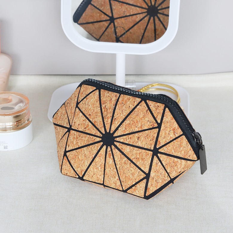 Eco-friendly Folding Cork Makeup Bag Eco-friendly Folding Cork Makeup Bag